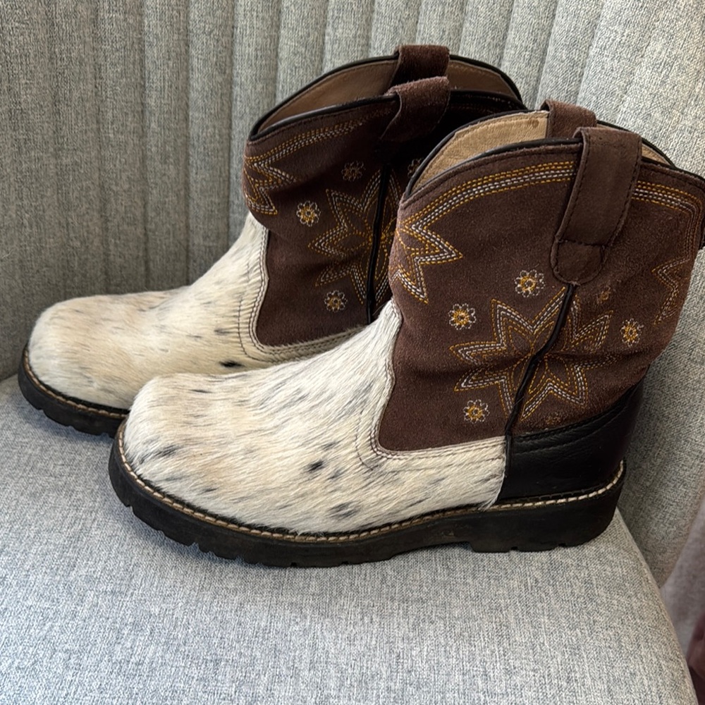 Roper Brown and White Ankle Booties with Western Stitching
